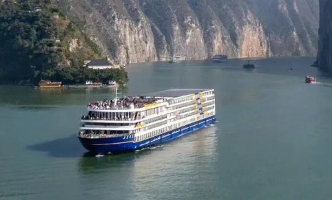 Hybrid Vessels